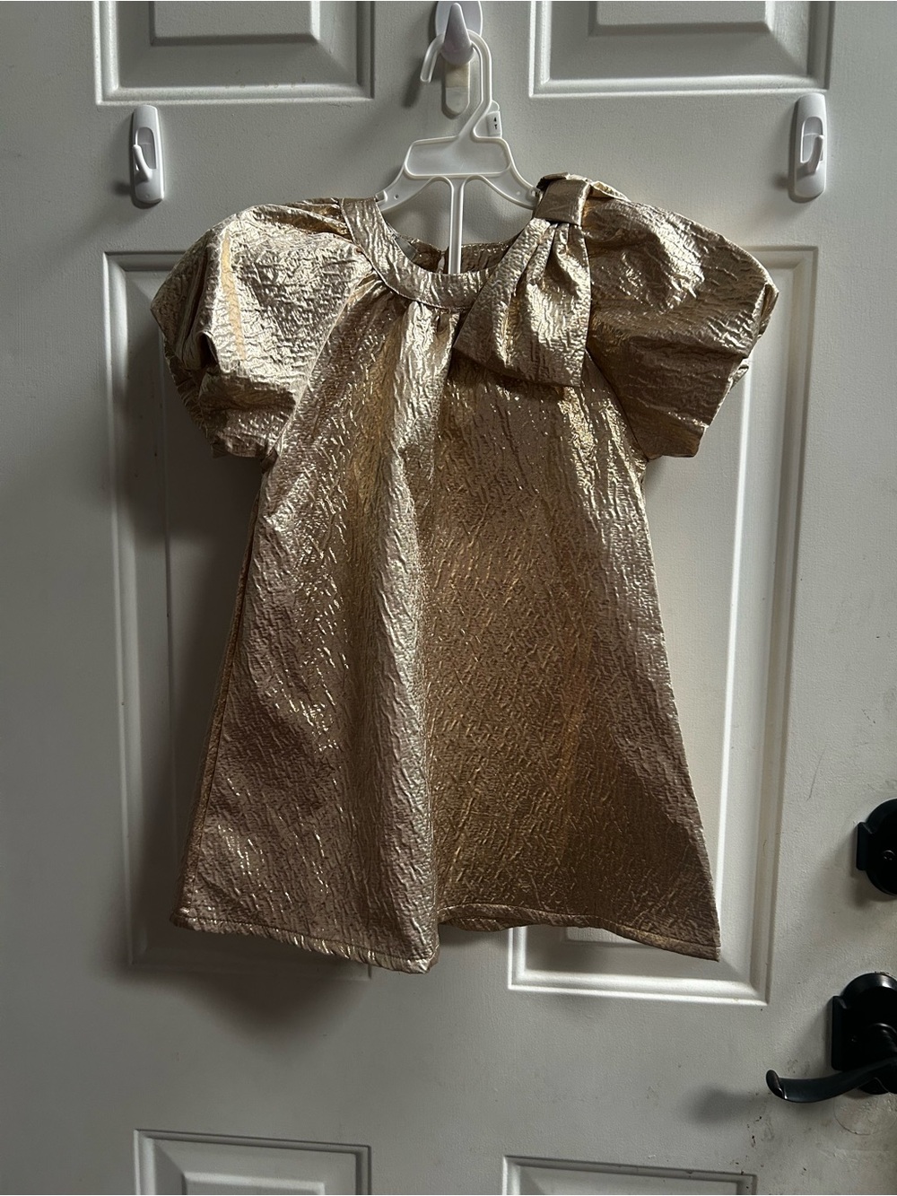 Badgley Mischka Metallic Gold Puff-Sleeve w/ 3D Bow accent on Neckline Dress